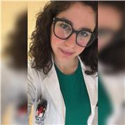 Laureata in Biologia sperimentale e applicata con anni di esperienza in materia